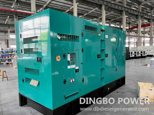 Dingbo Exported a 400kW Cummins Generator Set to Dubai