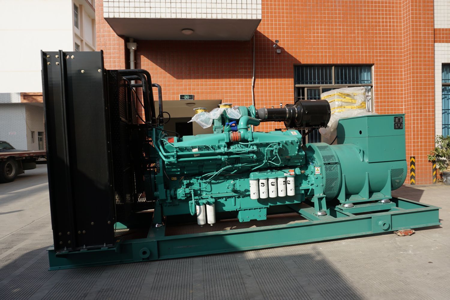 1200kw 1500kva Cummins Diesel Generator Set