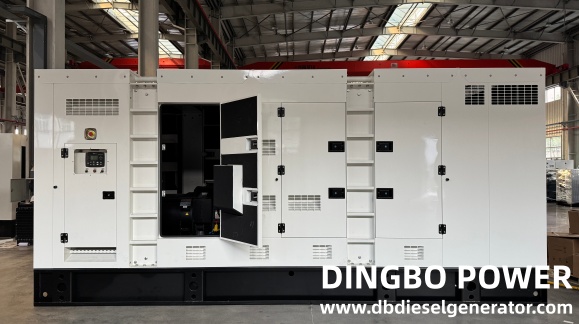 Dirt and foreign objects on or around the diesel generator can also cause fire or overheating of the unit